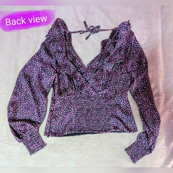 Reitmans XSmall BNWT, V-neck purple black pattern, pouf sleeve blouse - Picture 12 of 16